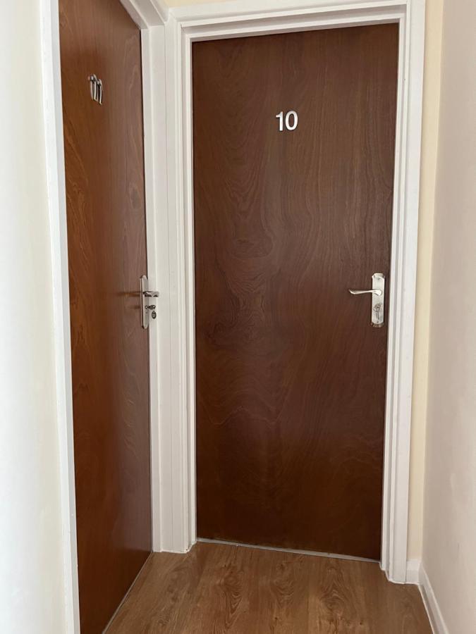 Kensal Lodge 2 Guest House Londra Esterno foto