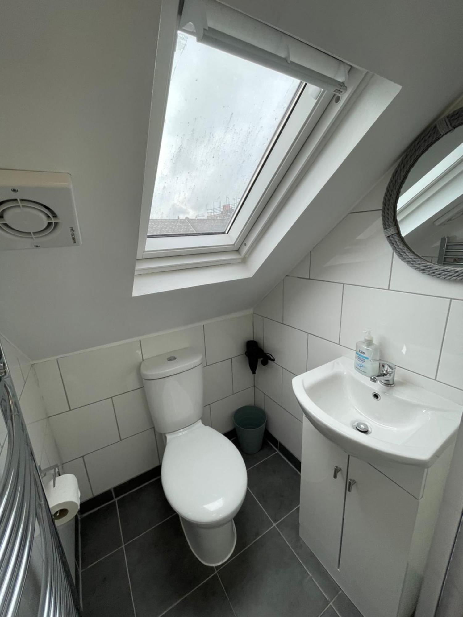 Kensal Lodge 2 Guest House Londra Esterno foto
