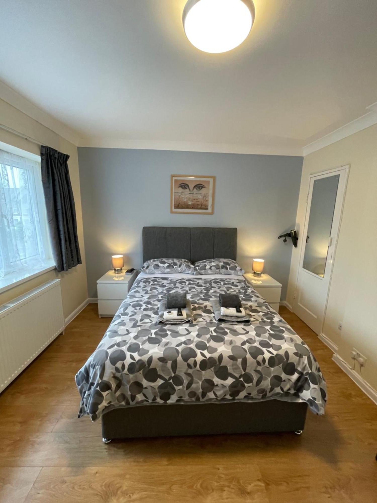 Kensal Lodge 2 Guest House Londra Esterno foto